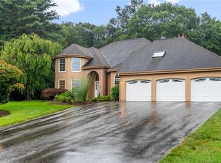 245 Grandview Dr, Glastonbury, CT 06033