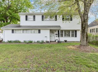 186 Middle Rd, Hazlet, NJ 07730