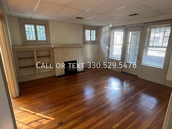 2nd image of 798 W Market St APT 2