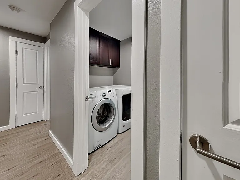 1105 S Woodlawn St #2 — Photo 11