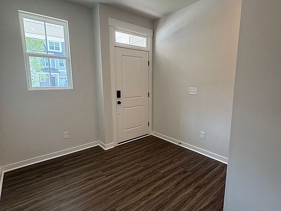 5th image of 3054 Finchborough Ct