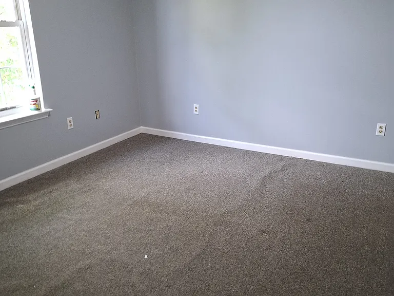 313 S 6th St #2 — Photo 1