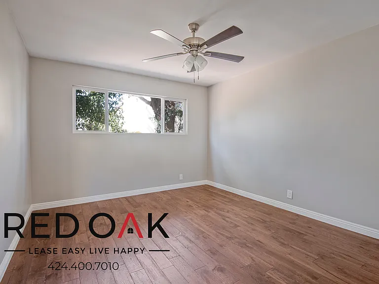 935 N Genesee Ave #5 — Photo 11