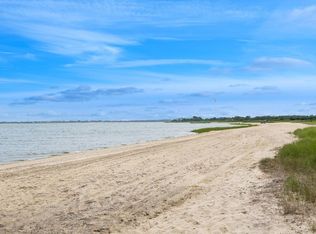 53 Crassen Blvd, Amagansett, NY 11930