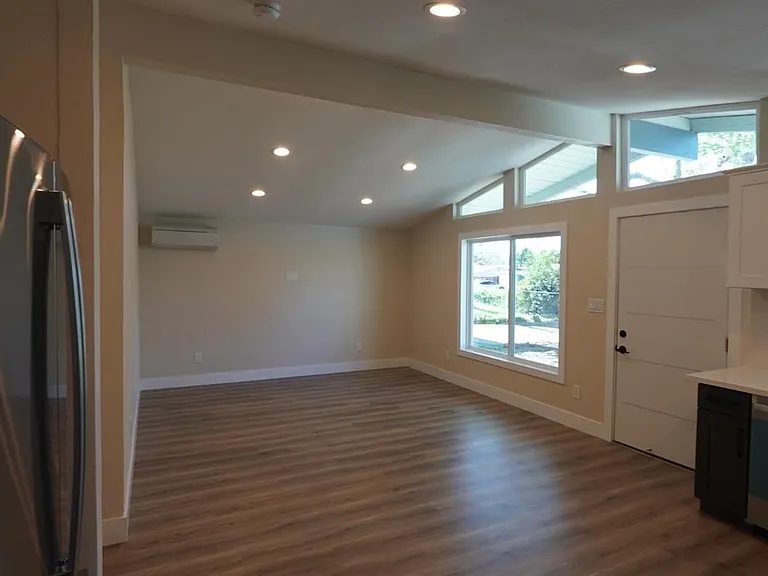 5650 San Vincente Way — Photo 23
