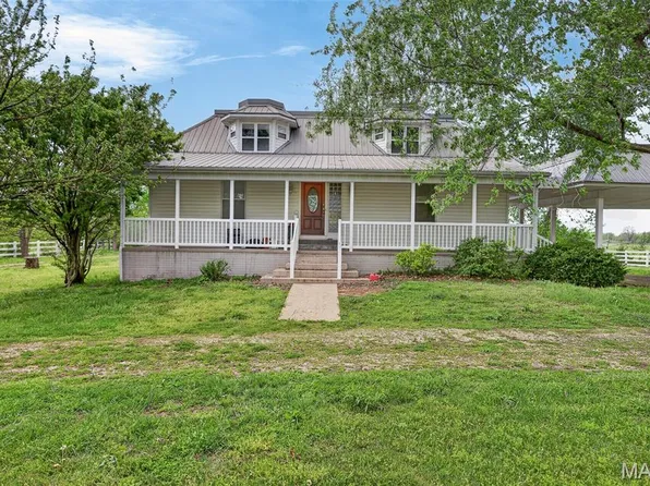 2431 W Elm St, Lebanon, MO 65536