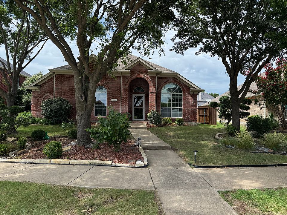 1st image of 11266 Round Mountain Dr