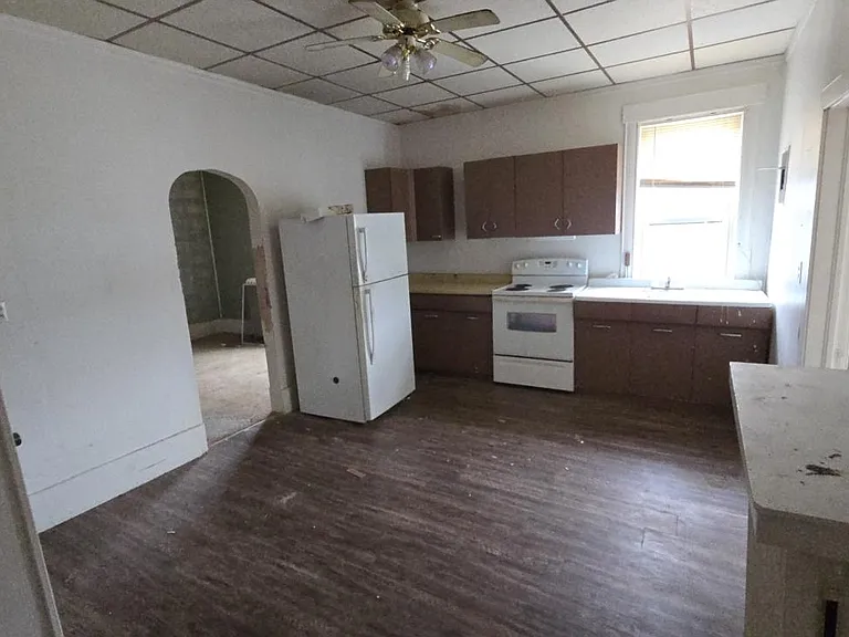 297 Oak St #D — Photo 1