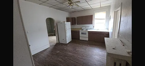 297 Oak St #D Photo 1