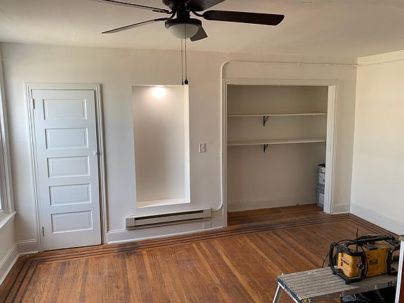 3rd image of 534 W Girard Ave APT 3