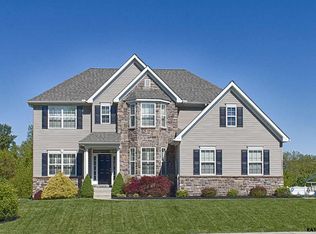 3805 Stonefield Cir, York, PA 17402
