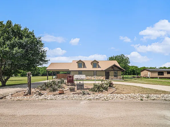 11621 Creekview Rd, Crowley, TX 76036