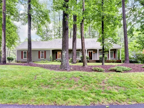 104 James Longstreet, Williamsburg, VA 23185