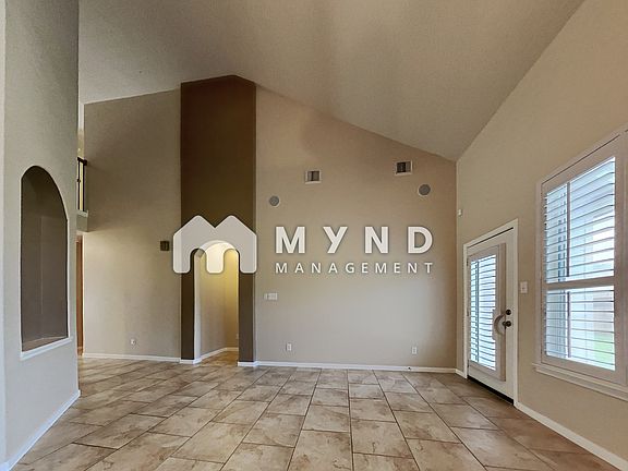 3rd image of 24514 Lake Path Cir