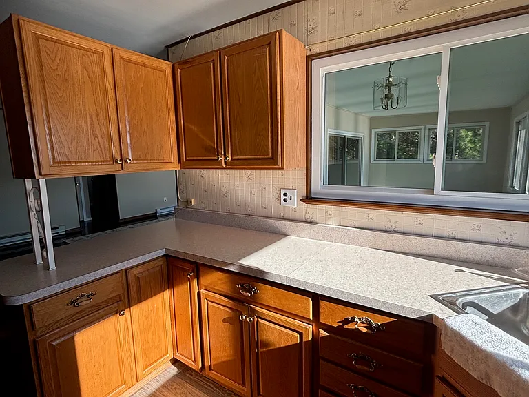 274 Lake Shr E #C — Photo 12