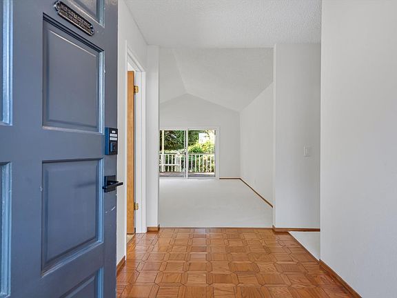 5th image of 5568 Yerba Buena Road