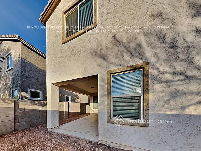 1265 E Palomino Way — Photo 18