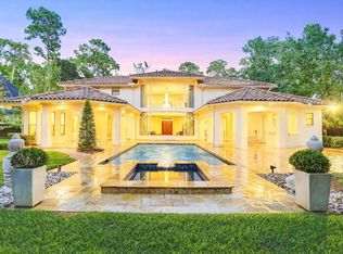 24 E Shady Ln, Houston, TX 77063