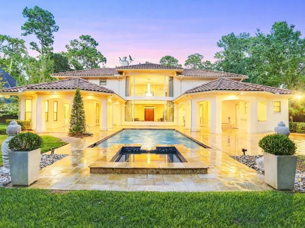 24 E Shady Ln, Houston, TX 77063