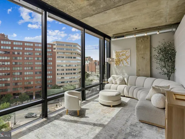 1133 14th St NW APT 806, Washington, DC 20005