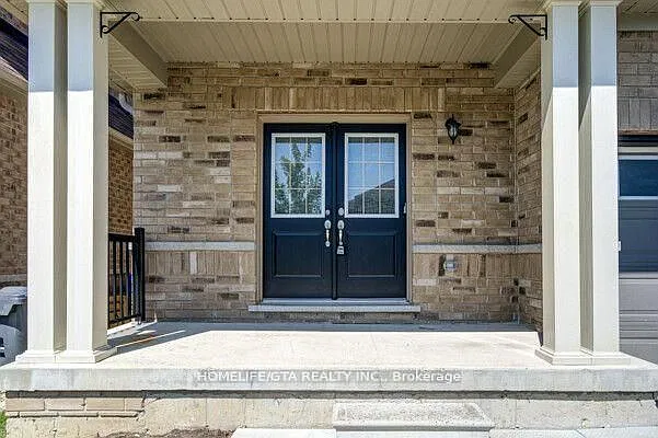 4 bed, $2,599 — Photo 3