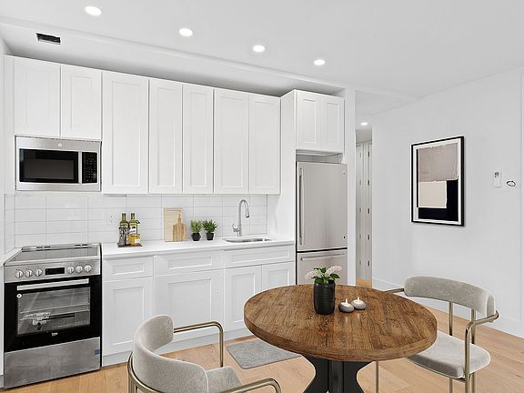 4th image of 269 Henry St #2B