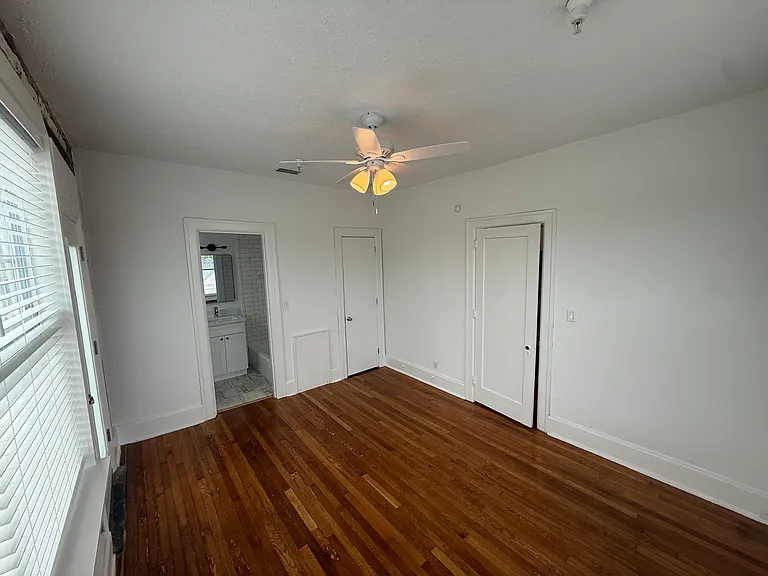 809 W Platt St #7 — Photo 6