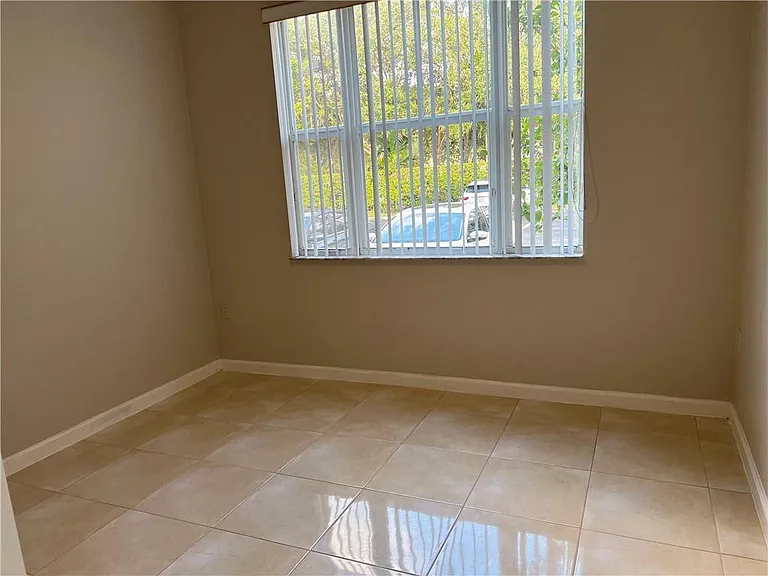 4602 SW 160th Ave #511 — Photo 16