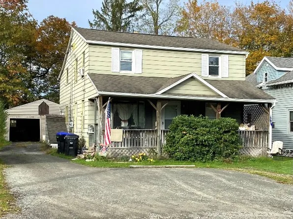 220 Tracy Creek Rd, Vestal, NY 13850