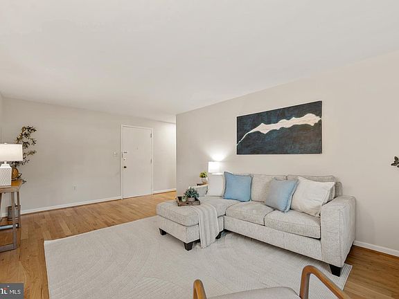 5th image of 1300 S Arlington Ridge Rd APT 314