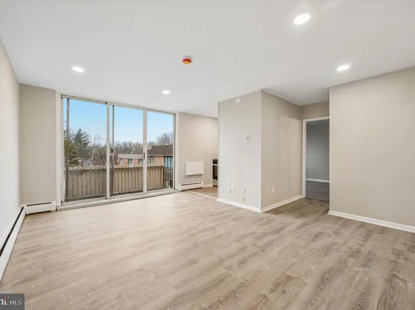 100 E Glenolden Ave APT R11, Glenolden, PA 19036