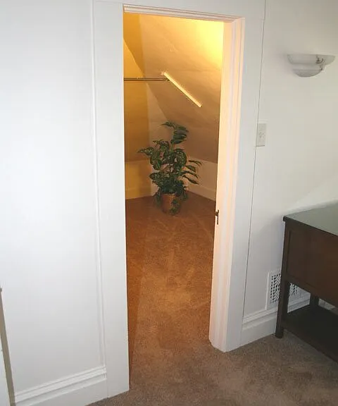 41 Clayton Ave — Photo 11