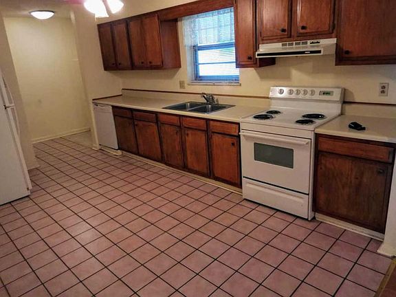 5th image of 5213 Aubrey Ln