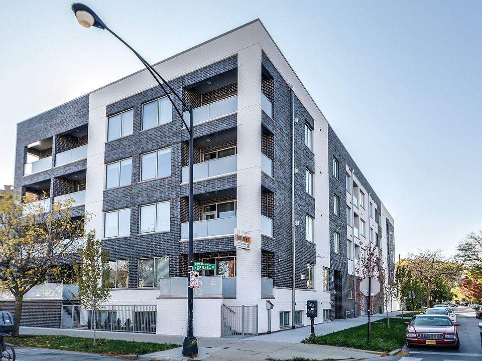 1st image of 3210 W Wabansia Ave #2