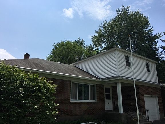 3rd image of 33 Forest Dr
