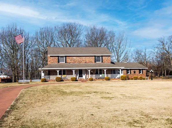 1469 Briarwood Drive, Marshfield, MO 65706