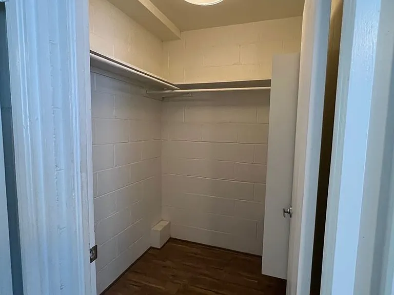 2734 Varsity Pl — Photo 4