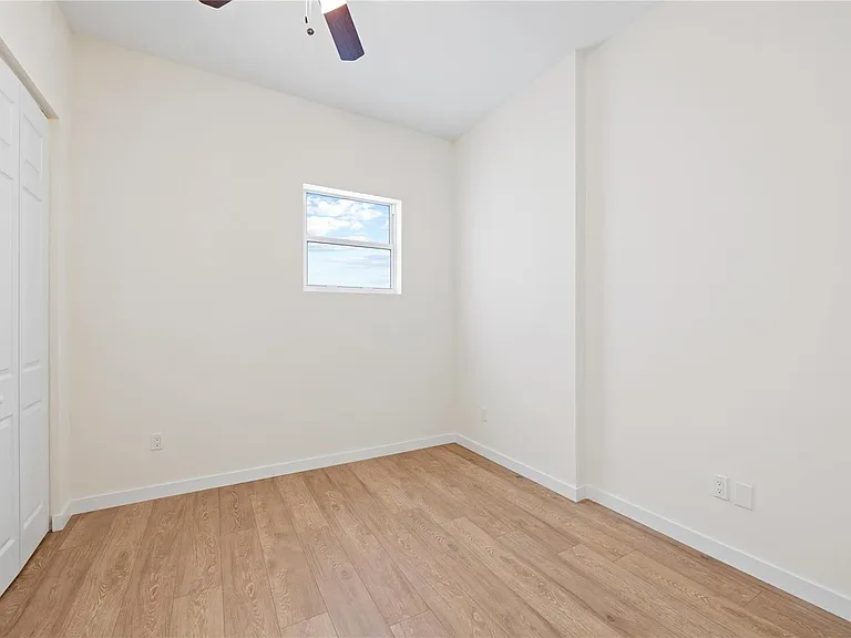 1434 SW 4th Ave #1434 — Photo 10