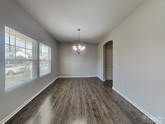 3rd image of 2209 Owls Nest Trl