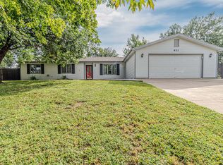 421 Clydesdale Cir, Ogden, KS 66517