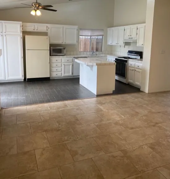 11527 Hannah Denise Ave — Photo 7