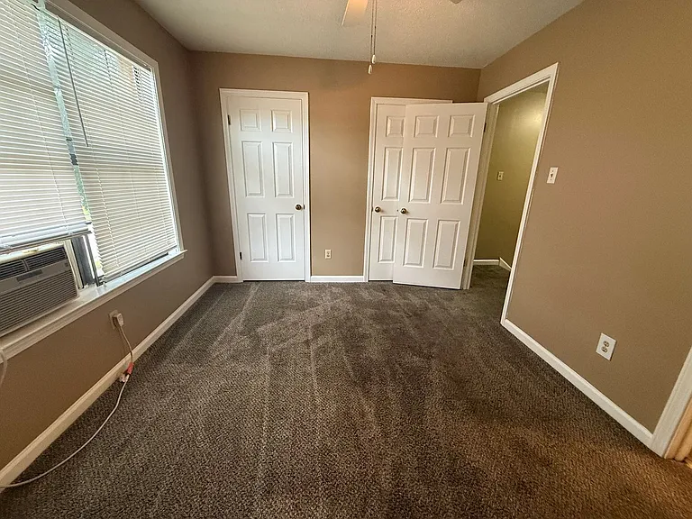 2478 Green Glen Dr — Photo 9