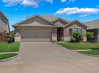1805 Gold Mine Trl, Aubrey, TX 76227