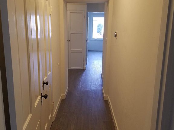 4th image of 1033 S Corning St
