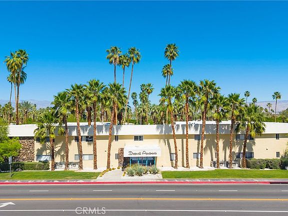 3rd image of 1680 E Palm Canyon Dr