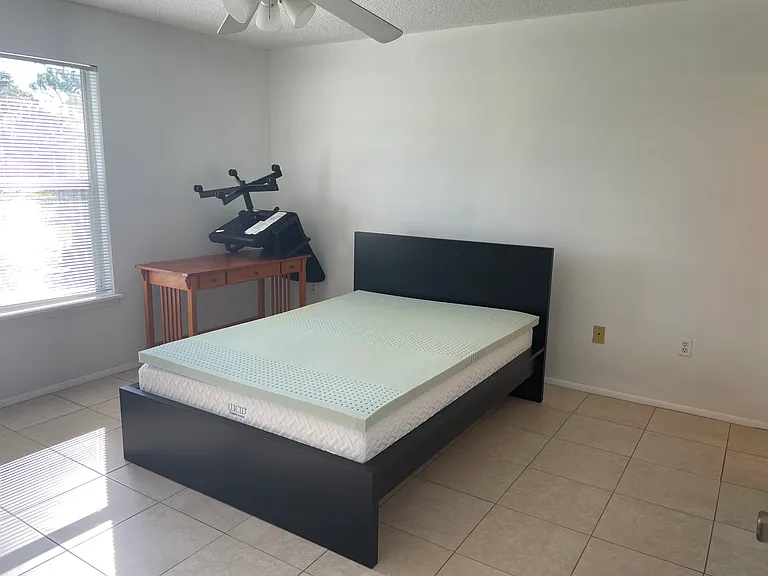 160 Reserve Cir #212 — Photo 11