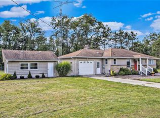 52532 Johnson Rd, Three Rivers, MI 49093