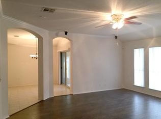 508 Hunters Point Ct, Leander, TX 78641