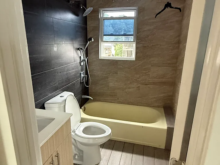 28 Hawkins St #3 — Photo 2