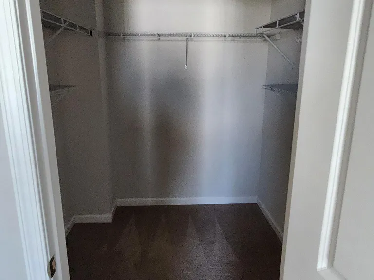 9760 Oak Grove Dr — Photo 13